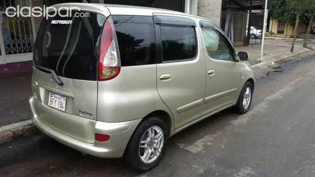 Toyota Funcargo Año 2003 — foto 4