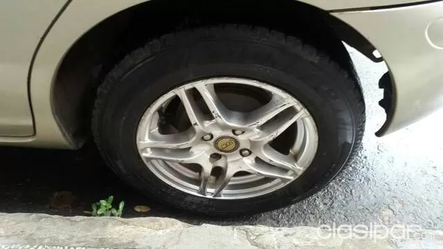 Toyota Funcargo Año 2003 — foto 6