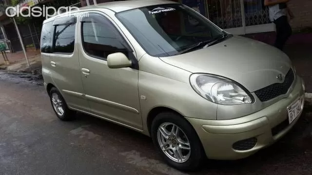 Toyota Funcargo Año 2003 - foto 7
