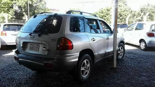 Hyundai Gol 2004 — foto 4