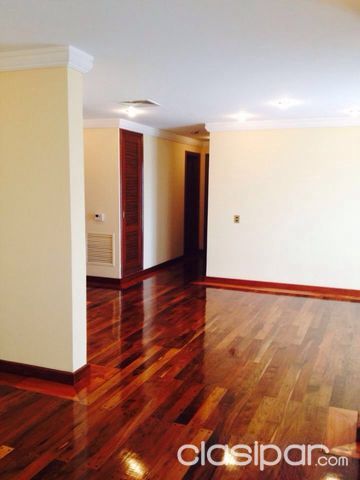 VENDO PENTHOUSE DE 2 DORMITORIOS DE 171M2 EN ZONA STMA TRINIDAD — foto 3