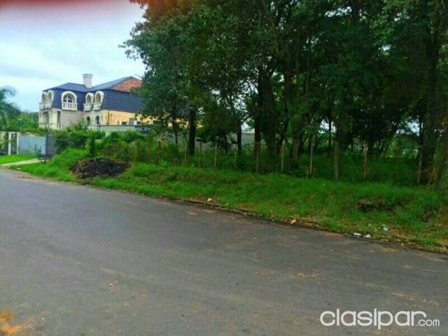 Vendo dos terrenos FRENTE AL CAMPO DEPORTIVO DEL YACHT Y GOLF CLUB — foto 3