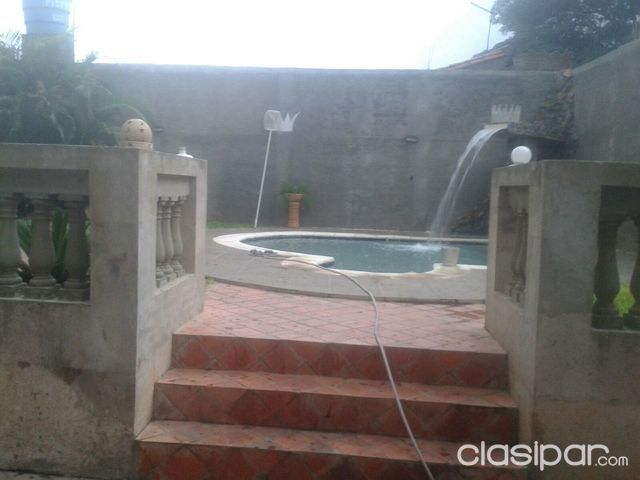 VENDO CASA EN AREGUA DETRAS DE LA GOBERNACION A 1 CUADRA DE LA RUTA — foto 2