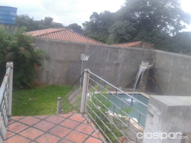 VENDO CASA EN AREGUA DETRAS DE LA GOBERNACION A 1 CUADRA DE LA RUTA — foto 3