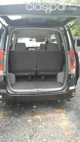 Toyota Noah 2003 — foto 3