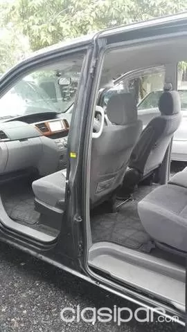 Toyota Noah 2003 - foto 7