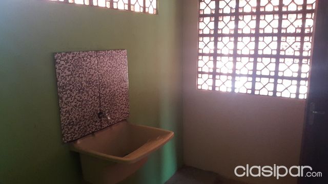 5 departamentos y 1 salon comercial — foto 3