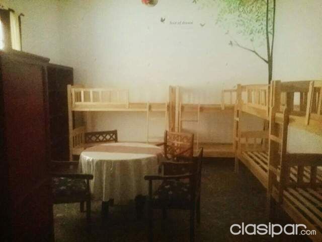 Edificio alto y 16 habitaciones — foto 3