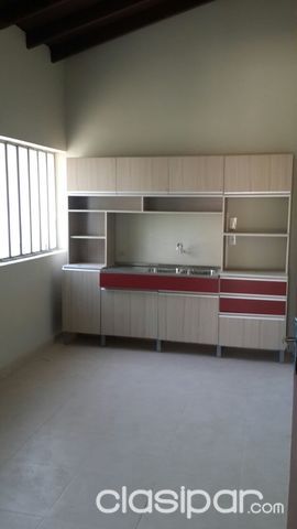 AMPLIO DEPARTAMENTO EN ESQUINA ZONA SEMICENTRICA — foto 3