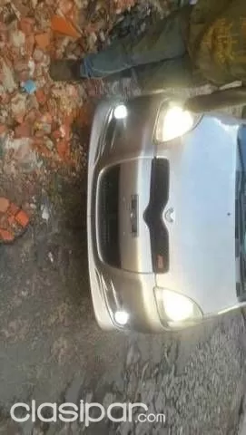 Toyota Yaris 2002 - foto 2