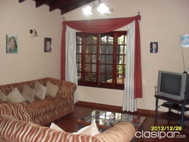RESIDENCIA EN FERNANDO DE LA MORA ZONA NORTE — foto 2