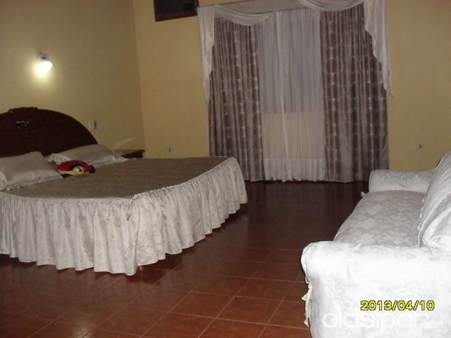 RESIDENCIA EN FERNANDO DE LA MORA ZONA NORTE — foto 3