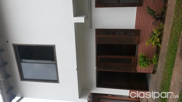 !Hermoso Dpto. de dos plantas con tres habitaciones! — foto 3