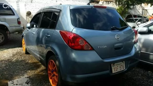 Nissan Tiida 2005 - foto 2