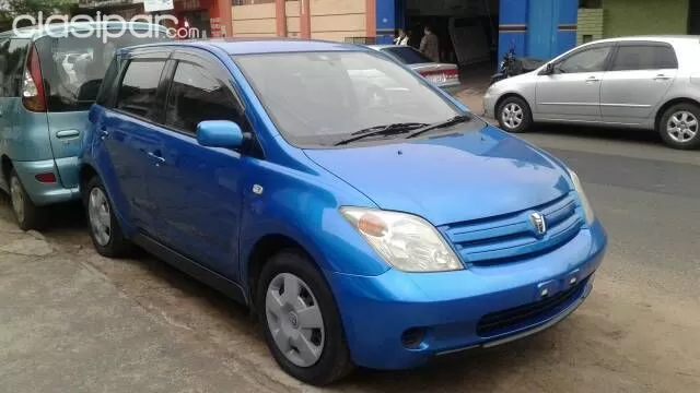 Toyota Ist 2003 - foto 2