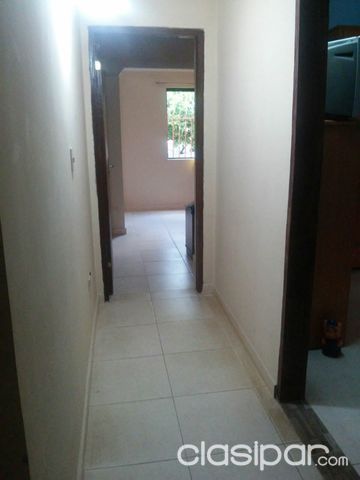 Imperdible Remato Casa en lambare Zona Colegio SEK — foto 2