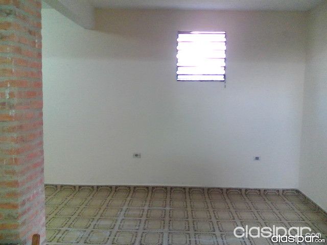 SALÓN RENOVADO A 2 CUADRAS DE LA AVDA. STA. TERESA — foto 2