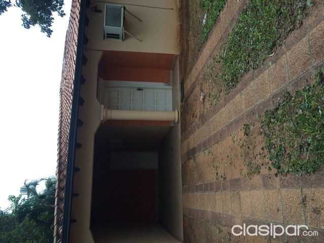 Alquilo casa en Mariano Roque Alonso,sobre asfalto..2.000.000 — foto 2