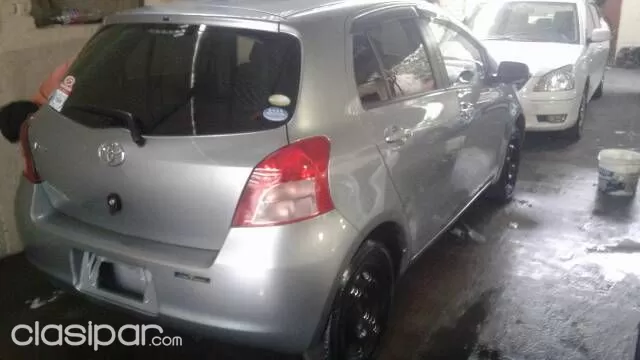 Toyota Vitz 2006 — foto 3