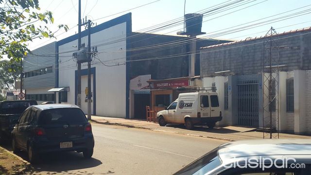 Financió la venta; sobre avda.itaupu a una cuadra de Mac Donald — foto 2