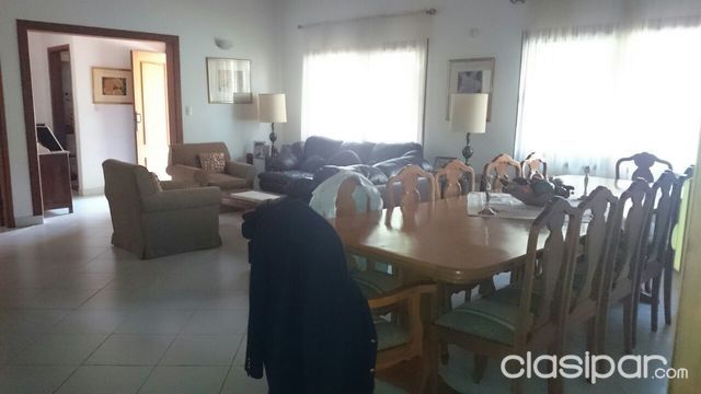 VENDO AMPLIA RESIDENCIA TODA EN P.B. ZONA CARMELITAS — foto 2