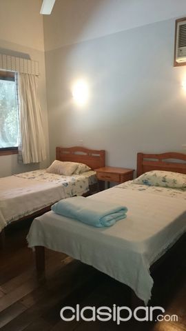 VENDO AMPLIA RESIDENCIA TODA EN P.B. ZONA CARMELITAS — foto 3