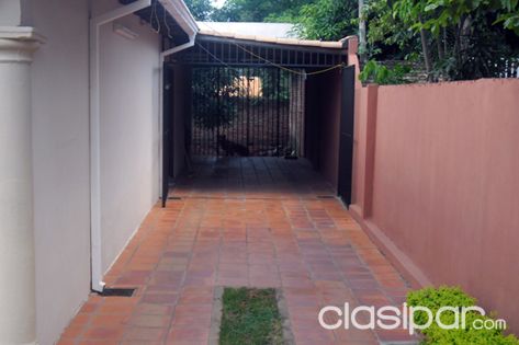 Vendo Casa en San Lorenzo a media cuadra de Manuel O Guerrero ruta a ñemby — foto 3