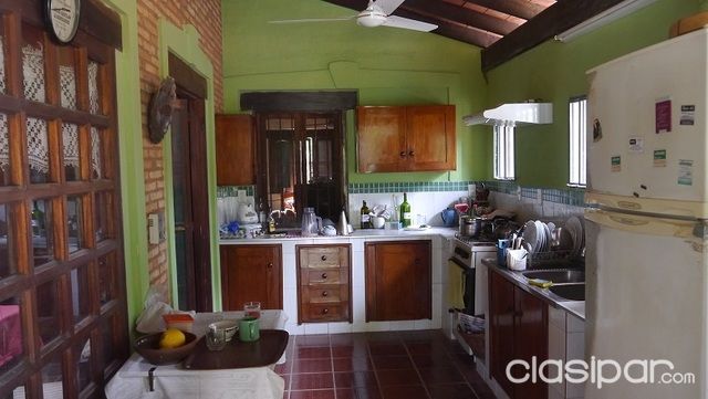 RESIDENCIA A POCAS CUADRAS DE ASUNCION — foto 2