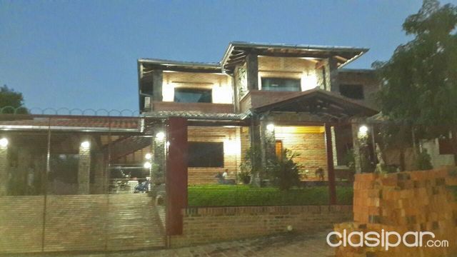 VENDO HERMOSA CASA DE 2 PISOS EN LA CIUDAD DE LAMBARE — foto 2