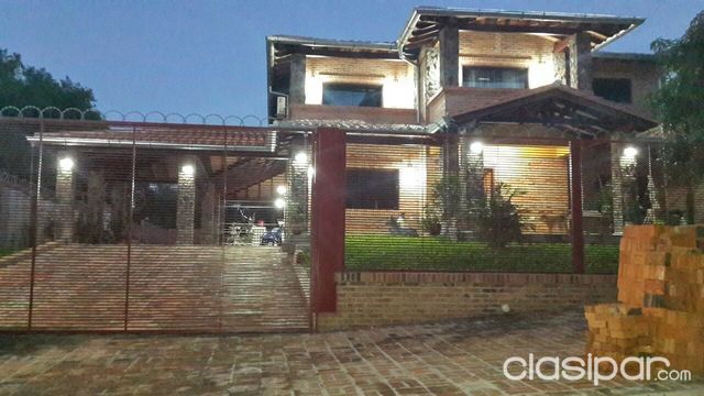 VENDO HERMOSA CASA DE 2 PISOS EN LA CIUDAD DE LAMBARE — foto 3