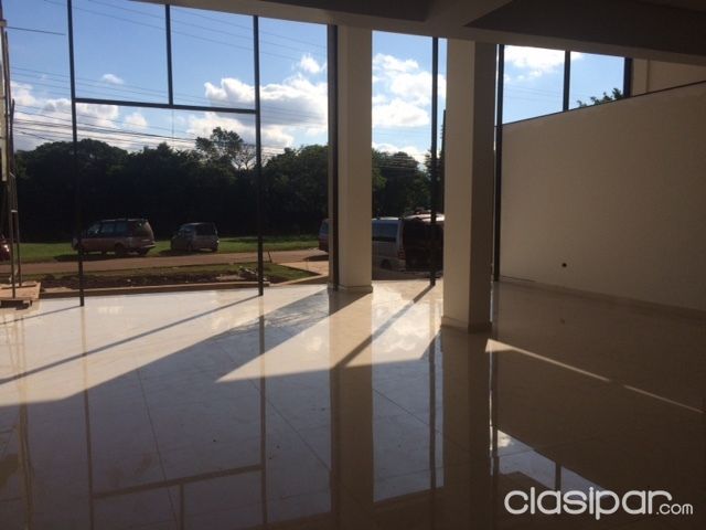 ALQUILO O VENDO SALON COMERCIAL A ESTRENAR EN EL PARANA COUNTRY CLUB CON 385 M2!!! EXCELENTE UBICACIÓN!!! — foto 2