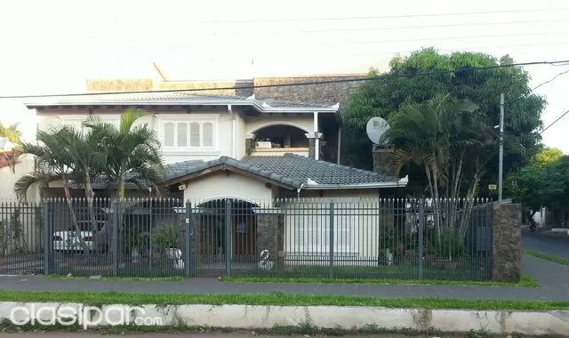 REMATOOOOO UNICO RESIDENCIA EN LA ZONA A PASOS DE LA CASA DEL INTENDENTE.. — foto 3
