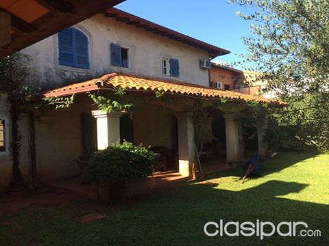 SE ALQUILA LUJOSA CASA AMOBLADA FRENTE CPJ BARRIO MBURUCUYA — foto 2