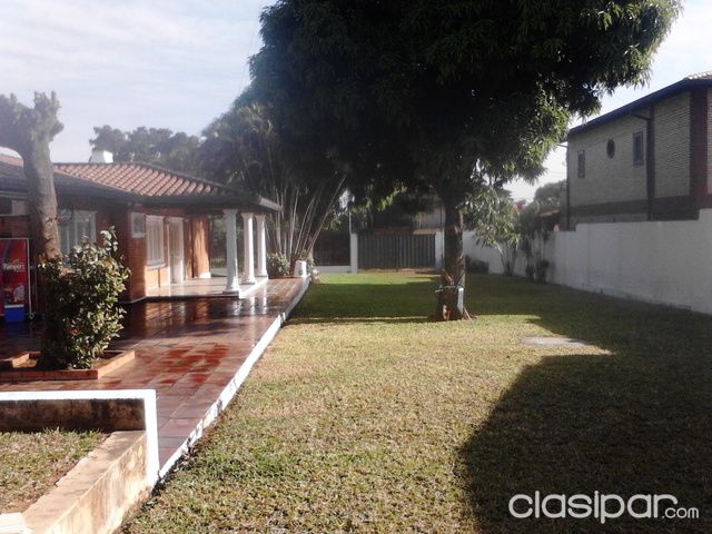 VENDO HERMOSA CASA EN FERNANDO DE LA MORA ZONA SUR — foto 2
