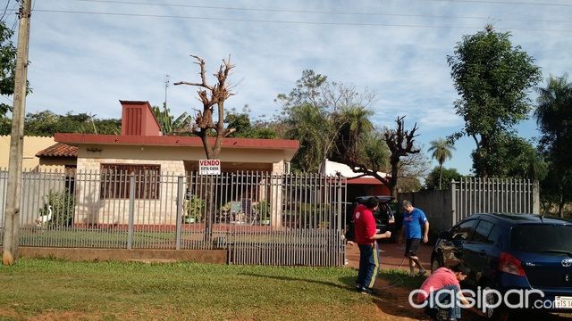 Vendo hermosa casa, a 600m de la ruta, villa policial luque a 5 cuadras de la comisaria, todos los materiales de primera calidad — foto 2