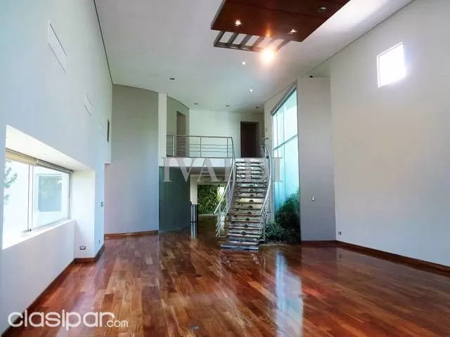 LUJOSA RESIDENCIA EN CONDOMINIO CERRADO DE LUQUE — foto 3