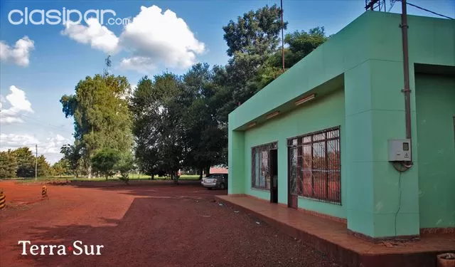 Comercios + Vivienda sobre 4800 m2 en Centro de Caronay — foto 2