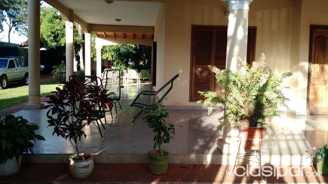 Vendo hermosa Mansión, de dos plantas, con 4 dormitorios con sus respectivos balcones y dos baños en suite — foto 3