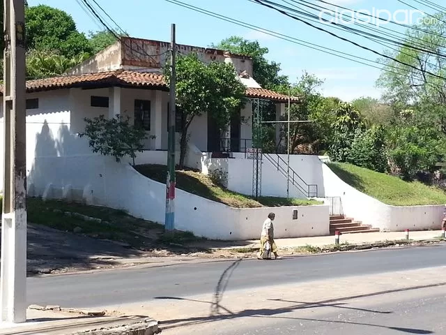 DOY EN ALQUILER CASA SOBRE ARTIGAS — foto 2