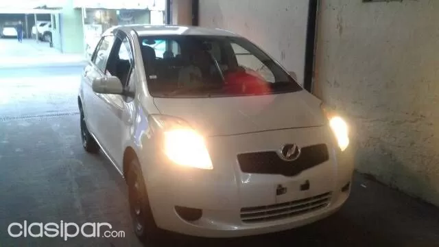 Toyota Vitz 2005 — foto 3