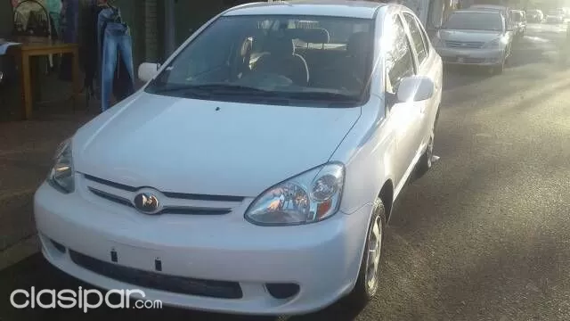 Toyota Platz 2004 - foto 2