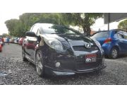 VENDO TOYOTA NEW VITZ RS / AÑO 2005 / AUTOMATICA / XENÓN EXPANSORES / LLANTAS DEPORTIVAS / REC IMPORTADO / TR CON AUGUSTO CENTURIÓN