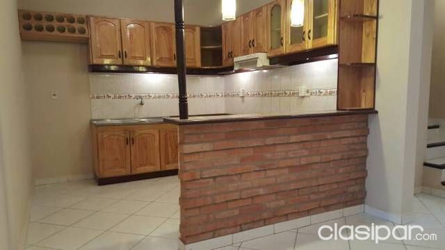 DUPLEX DE 3 DORMITORIOS EN LAMBARE — foto 2