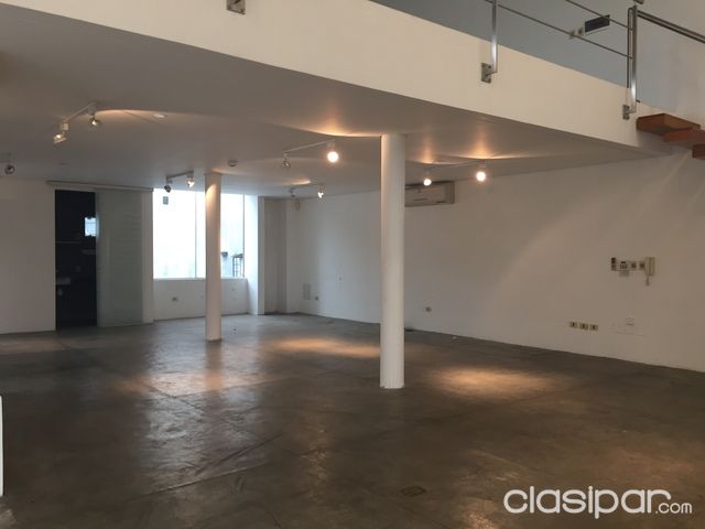 SHOWROOM EN STMA. TRINIDAD — foto 2