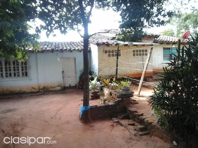 VENDO URGENTE CASA EN LAURELTY LUQUE — foto 2