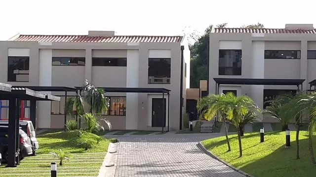Alquila en Boulevard Jardínes Condominio Barrio Cerrado Casa Duplex — foto 2