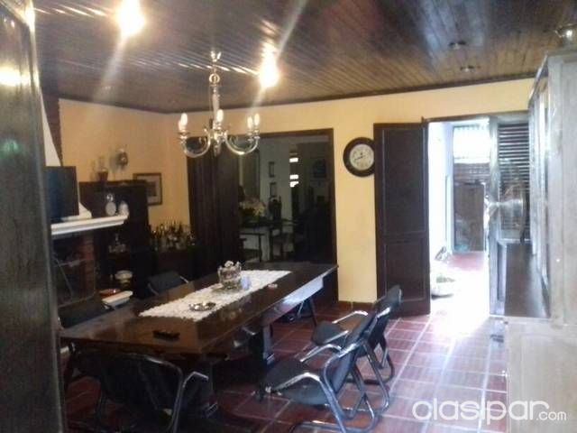 OFERTA HERMOSA CASA, 135 mil dolares Super OFERTA, EN PLENO CENTRO DE ASUNCION — foto 3
