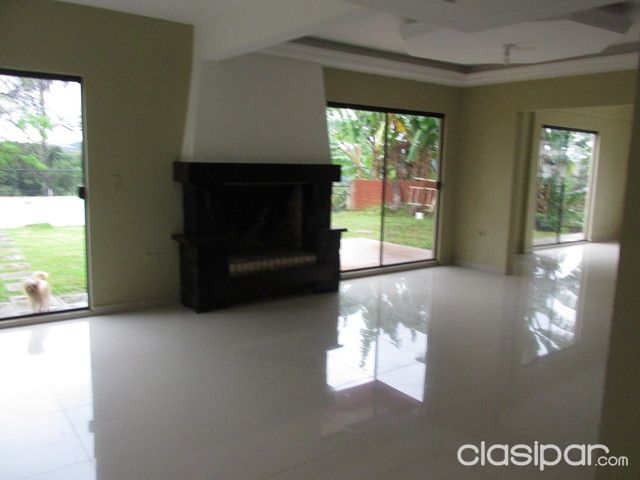 CASA EN PARANA COUNTRY — foto 2