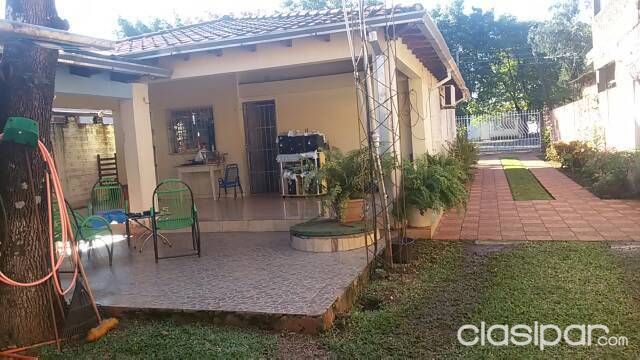 Casa encima de doble avenida cerca de la frontera de Ciudad del Este con Presidente Franco — foto 3