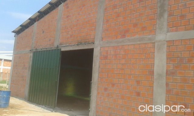 VENDO LOCAL CON TINGLADO — foto 2